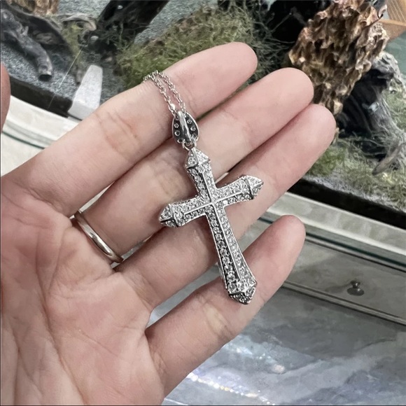 New Luxury Cross 925 Silver Diamond Necklace - Picture 5 of 14